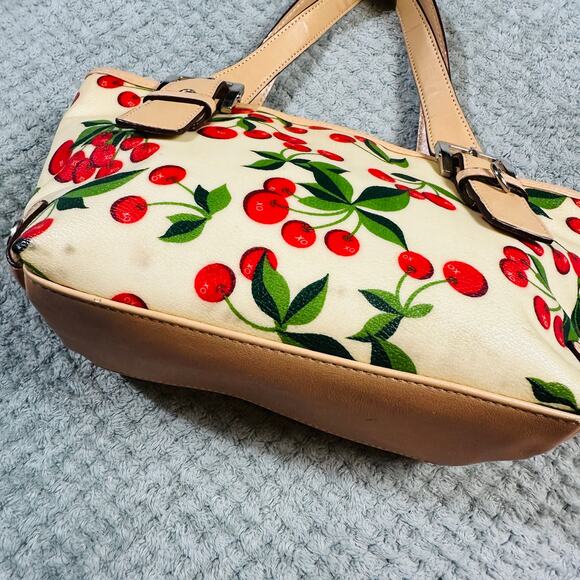 Cute Y2K XOXO Cherry Print Faux Leather Mini Shoulder Bag Soho Retro Cream/Red - Picture 7 of 9